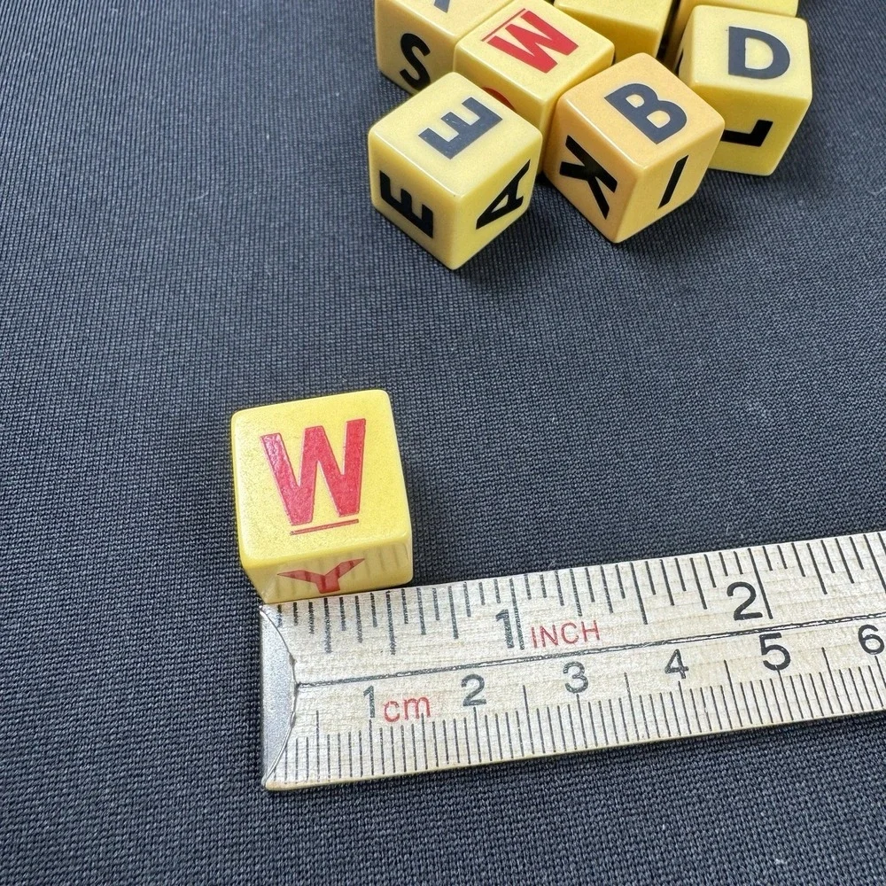 Vintage‎ Butterscotch Bakelite (13) Letters Dice
